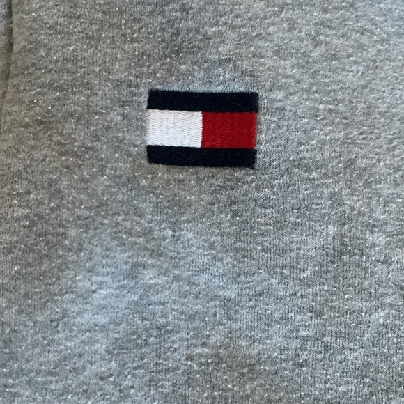TOMMY HILFIGER zip up jacket - Picture 2 of 4